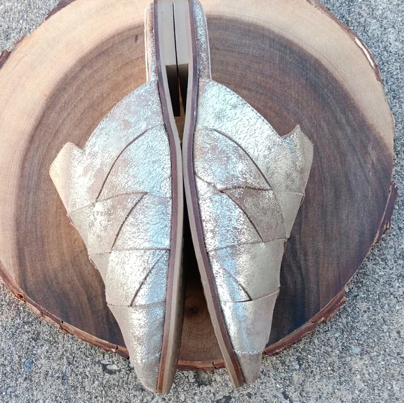 Seychelles| Survival Mule Leather Metallic US 8 Flats Slip On Elevated Casual - Picture 5 of 7